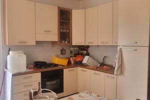Casa unifamiliare arredata, con terreno e pozzo