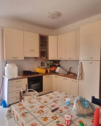 Casa unifamiliare arredata, con terreno e pozzo