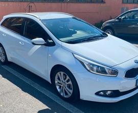 Kia Ceed cee'd 1.6 CRDi 110 CV SW Class \\ unico