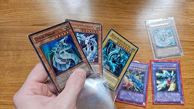 Carte Yu-Gi-Ho  CARTE RARE