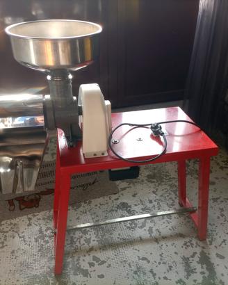Macchina elettrica per passata di pomodoro 