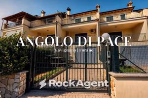 Villetta a schiera di 130 m² con 3 locali e box au