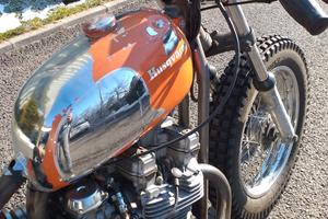 Suzuki 650 anno 1986 moto particolare 