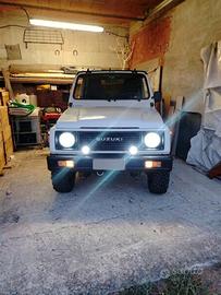 Suzuki Samurai in perfette condizioni. 
