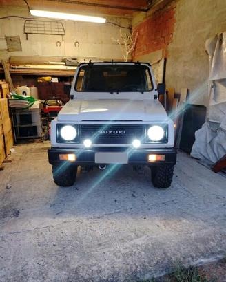 Suzuki Samurai in perfette condizioni. 