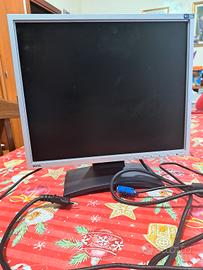 Monitor 17 polici BENQ