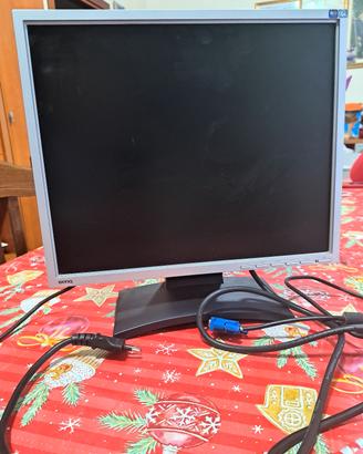 Monitor 17 polici BENQ
