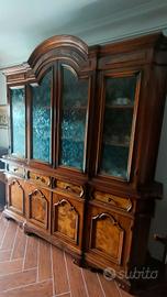 Tavolo e Cristalliera 