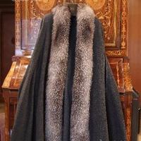 Mantella con pelliccia