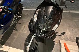 Phantom f12-r a liquido