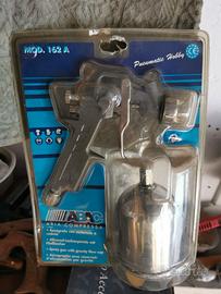 Aerografo  con serbatoio a caduta