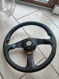 volante Momo corse