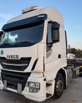 VECO STRALIS 480 - 3 ASSI IMPIANTO CASSE MOBILI