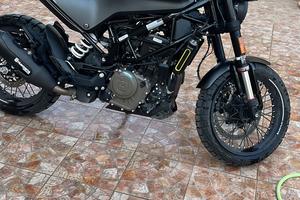Husqvarna Svartpilen 401