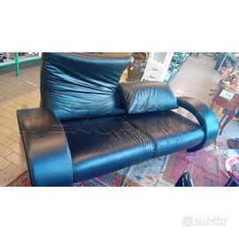 DIVANO NERO DESIGN