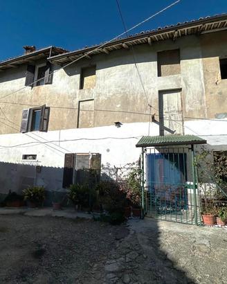CASA SEMINDIPENDENTE A ALFIANO NATTA