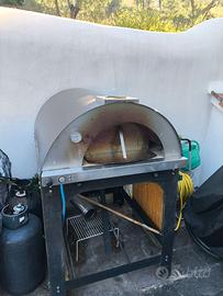 Forno esterno/interno gas/legna con carrello