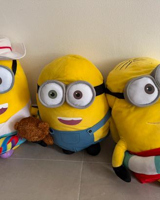 Peluche giochi minion + altri giganti