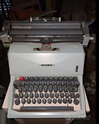 Macchina da scrivere