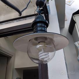 Lampada a sospensione stile industriale nera