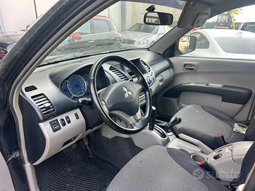 Mitsubishi L200 2400td