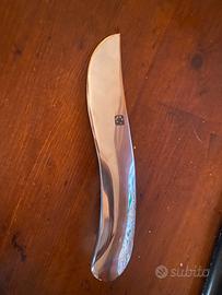 Coltello taglia formaggio mai usato