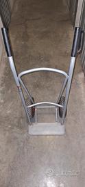 Carrello in acciaio