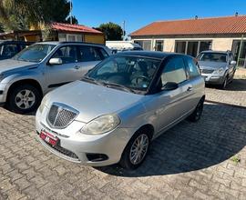 Lancia Ypsilon 1.3 MJT 75 CV Argento