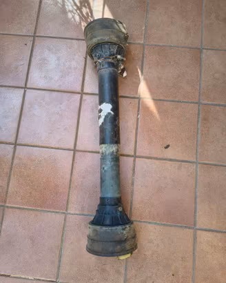 Giunto cardanico per trattore
