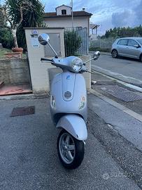 Vespa LX 50