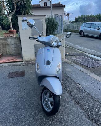 Vespa LX 50