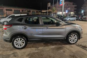 Nissan Qashqai Acenta 1.5 dci 110 cv