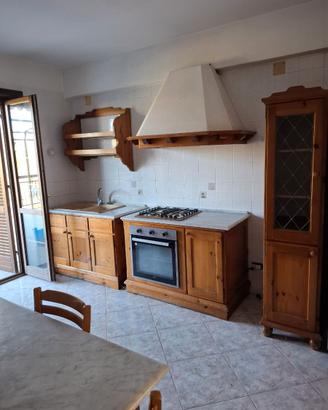 Cucina componibile legno di Pino, stile country