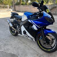 Yamaha r6