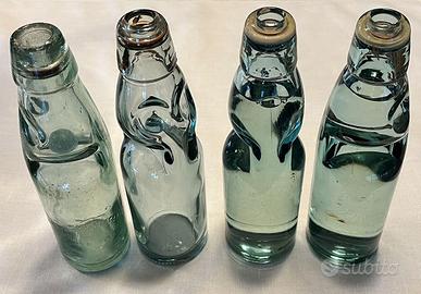 Bottiglie gazzosa con pallina anni '30