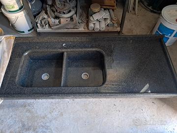 Lavello in granito per cucina