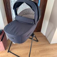 Porta enfant/ navicella Inglesina Aptica + base –