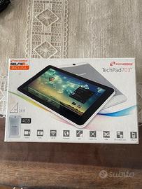 Tablet: TechPad 703