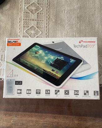 Tablet: TechPad 703