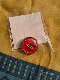 Spilla Signore degli Anelli occhio di Sauron