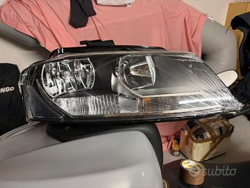 Faro dx audi a3