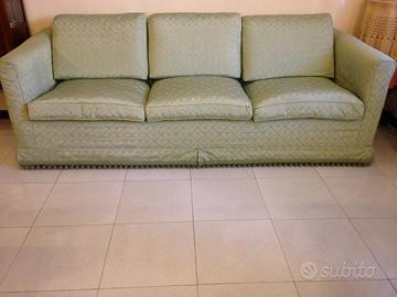 Divano 3 posti cuscini con piume