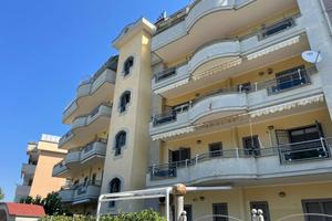 ampio appartamento con box auto