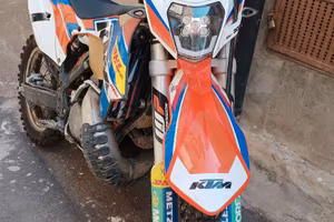 KTM 300 exc 2T targato   SCAMBI con X-ADV