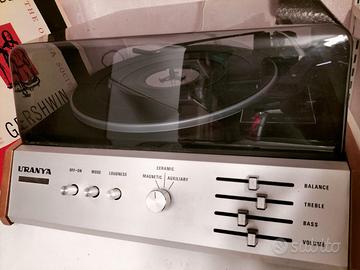 Giradischi amplificato