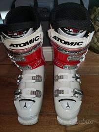 scarponi sci Atomic 