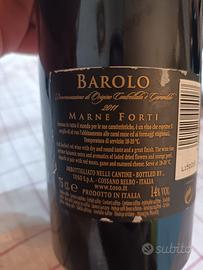 Bottiglie di vino datate