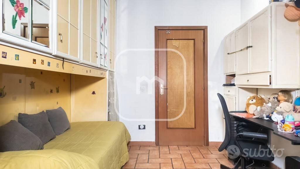 Villa di 100 m² con 3 locali a Roma - Vista 4