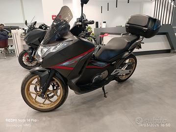 HONDA INTEGRA 750 S-SPORT