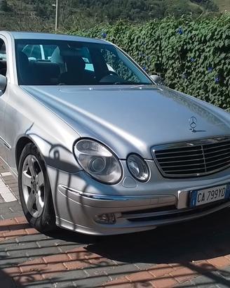Mercedes-benz E 270 CDI cat Classic